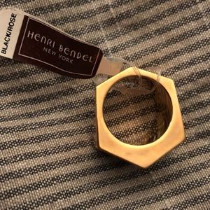 Henri Bendel Ring